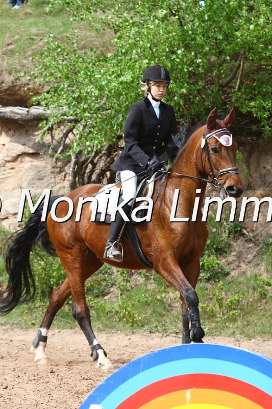 004M2309_Luciana_Stilspring WB.JPG